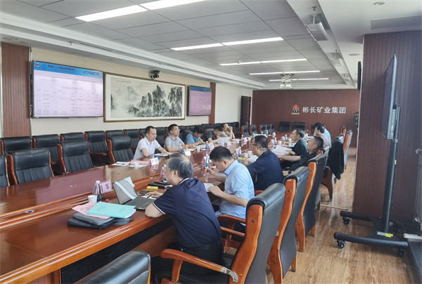 5月10日，一八六公司一补勘报告顺利通过评审。摄影：钟锋 (1).jpg