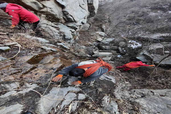 一八六公司深耕技术赋能 拓展金属矿电磁勘探领域。摄影：李璐 (1).jpg